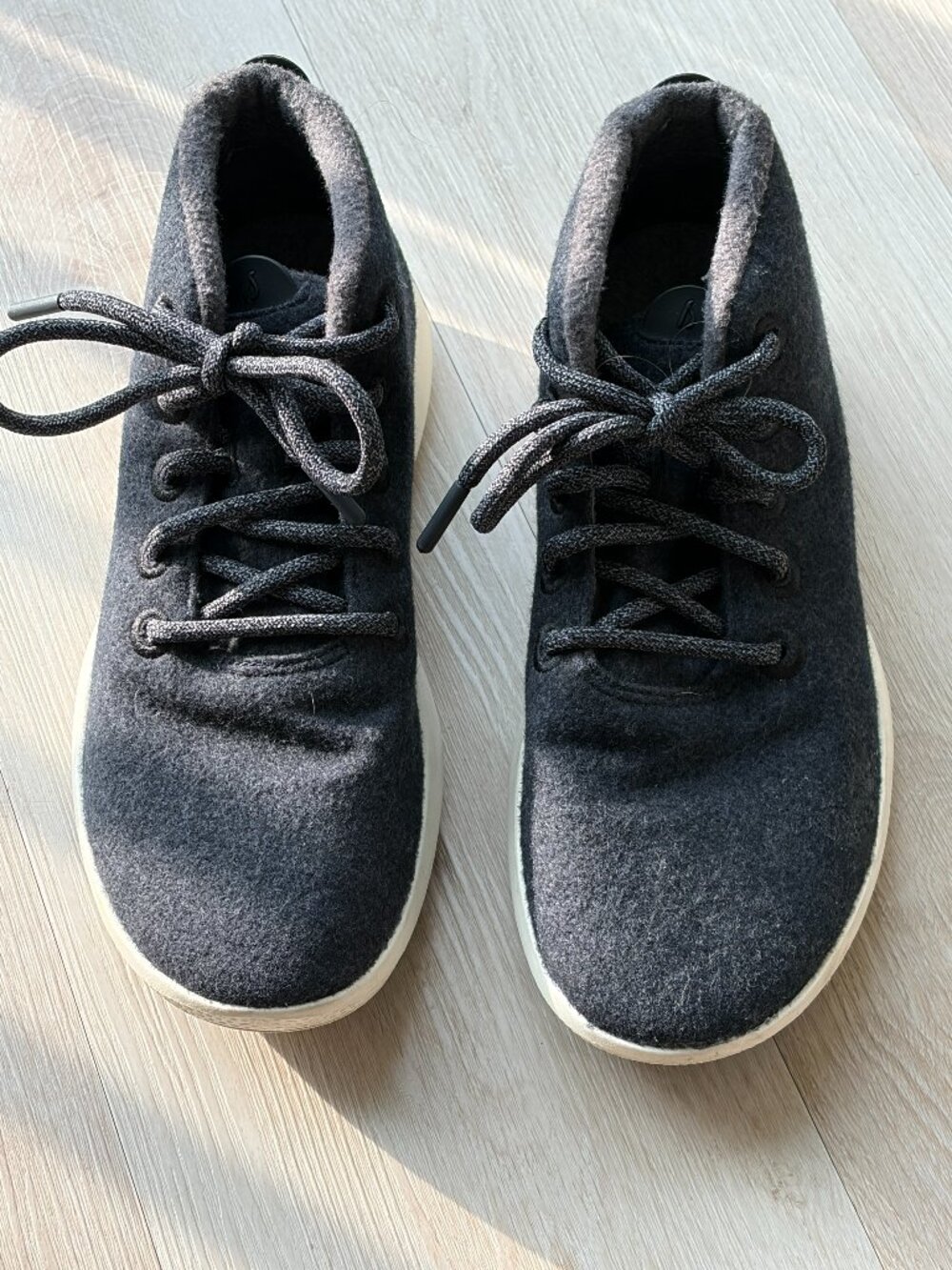 Allbirds Wool Runner-Up Mizzle High Top Sneakers Black Women’s 9